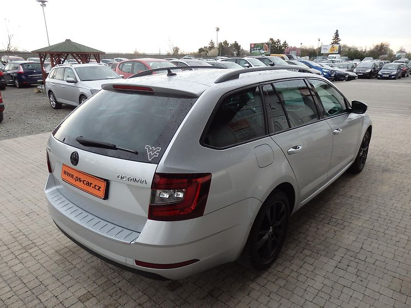Škoda Octavia 1.6 TDI 85 kW NAVIGACE - fotka 4 z 18
