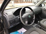 Škoda Fabia (2006) 1.2 HTP - náhled 17