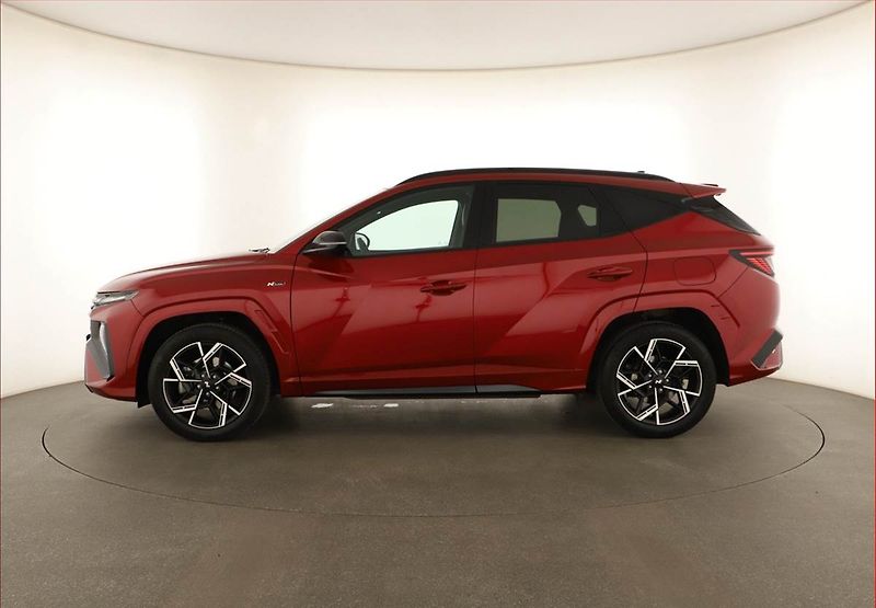 Hyundai Tucson (2025) 1.6 T-GDI, N-Line, Navigace - fotka 3 z 17