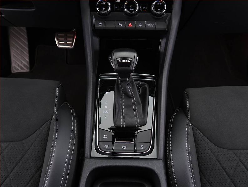 Škoda Kodiaq (2023) Sportline 2.0 TDI - fotka 13 z 29