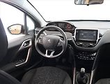 Peugeot 2008 (2016) 1.2 PureTech, Tempomat - náhled 7