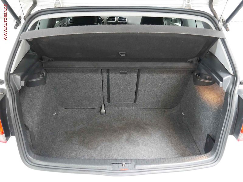 Volkswagen Golf (2009) 2.0 TDi, DSG, temp - fotka 7 z 18