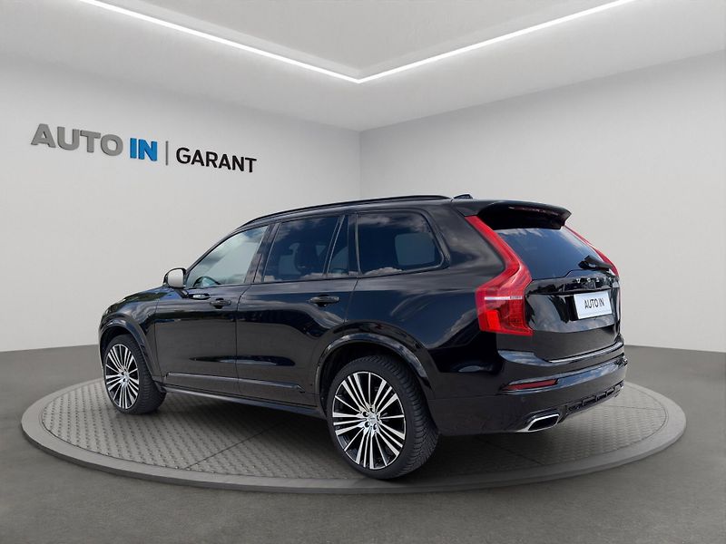Volvo XC90 (2019) 2.0 B5 4x4 Nafta, Kůže, A/T - fotka 4 z 30