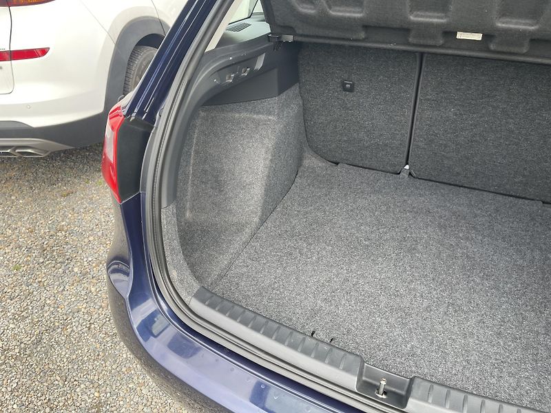 Seat Ibiza 1.2 TDi NEHAVAR-jen 65 000 km! - fotka 21 z 37