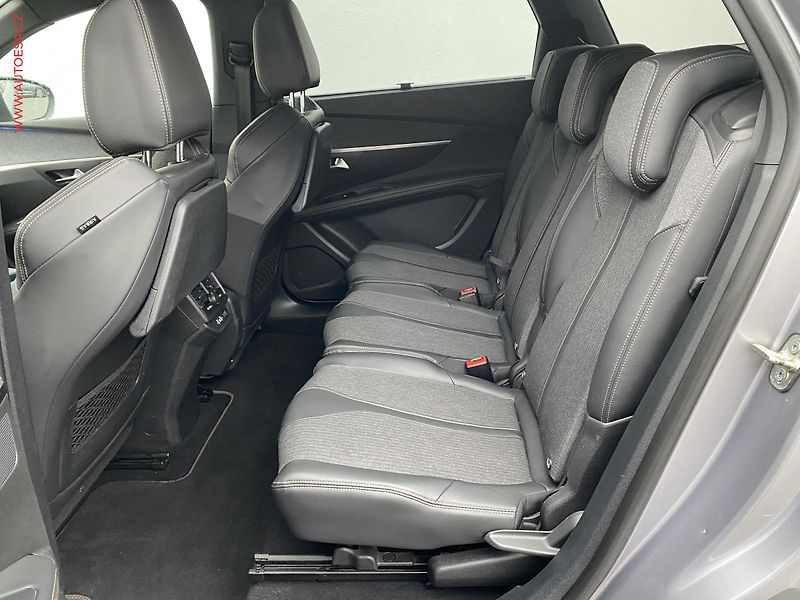Peugeot 5008 (2018) 1.5 HDi, GT Line - fotka 10 z 18