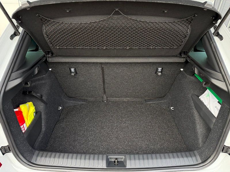 Škoda Kamiq (2024) 1.0 TSI 85 kW Monte Carlo - fotka 20 z 22