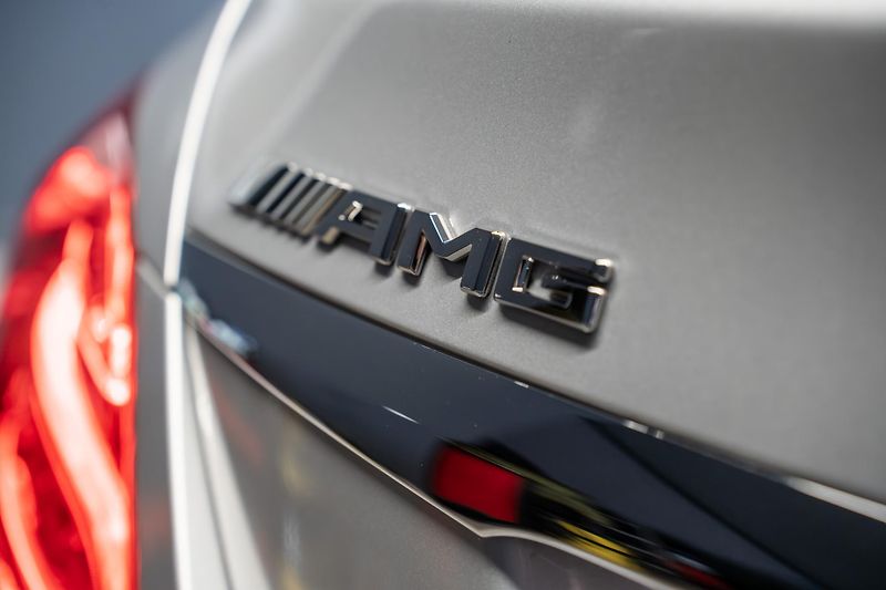 Mercedes-Benz Třídy C C43 AMG BITURBO 4MATIC 270 kW  - fotka 17 z 55