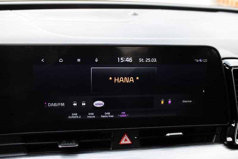 Kia Sportage 100% stav, servis - fotka 16 z 35