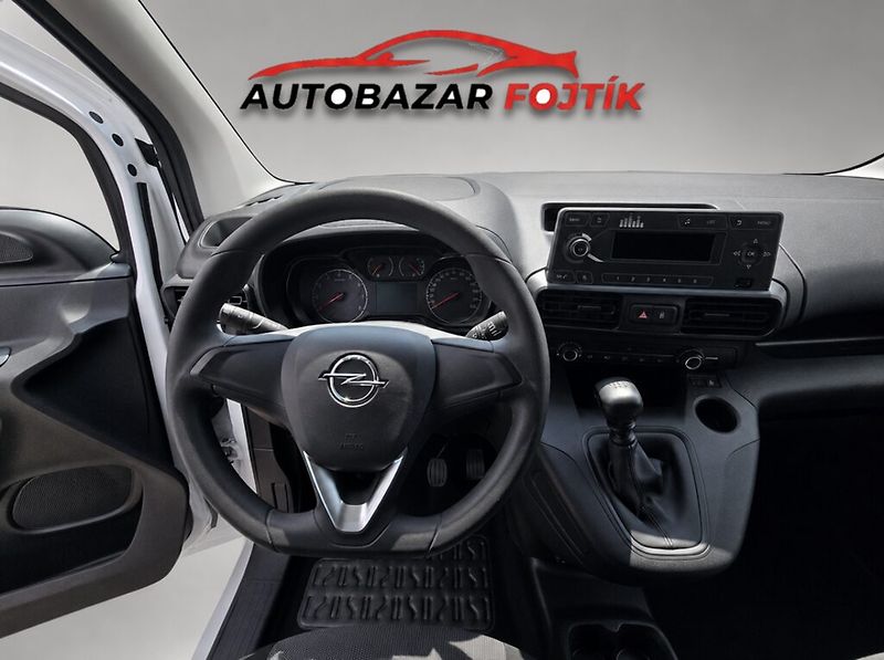 Opel Combo (2020) 1.2 Turbo 81KW L1H1 - fotka 12 z 20