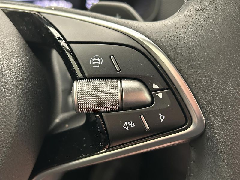 Škoda Scala 1.0 TSI Top selection - fotka 25 z 28