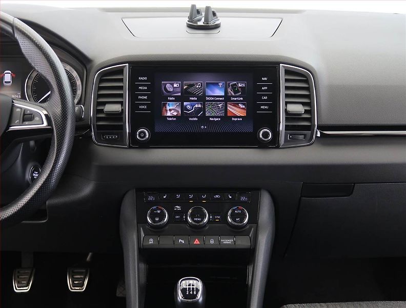 Škoda Karoq (2018) Ambition Plus 1.0 TSI - fotka 12 z 23