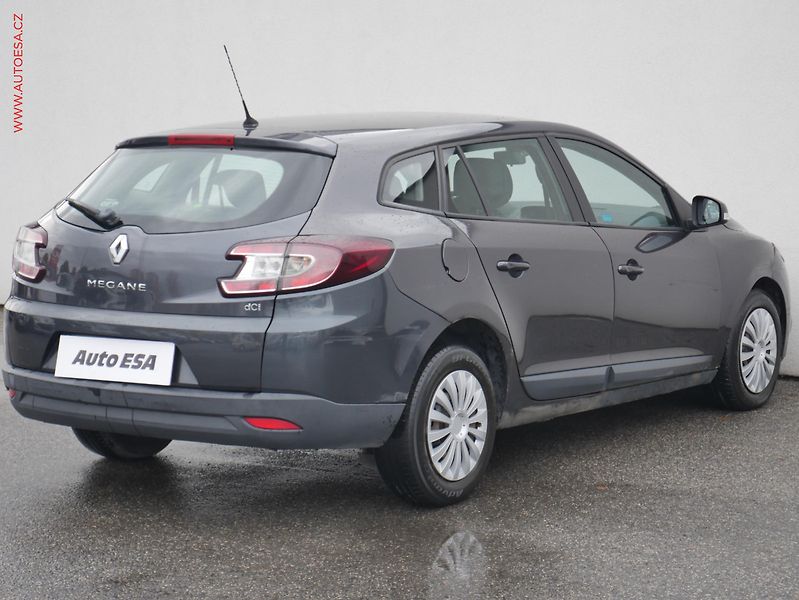 Renault Mégane (2010) 1.5 dCi, AC, temp. STK3/28 - fotka 4 z 18
