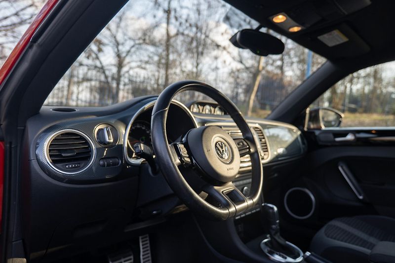 Volkswagen Beetle 2.0 TFSI 147 kW DSG Fender - fotka 10 z 31