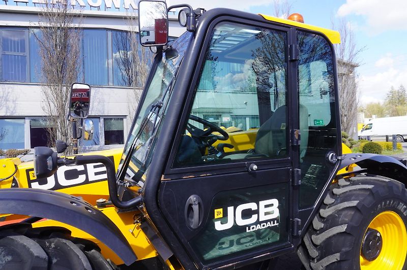 JCB (2018) 526-56 AGRI Plus / 5.6 m - fotka 9 z 24