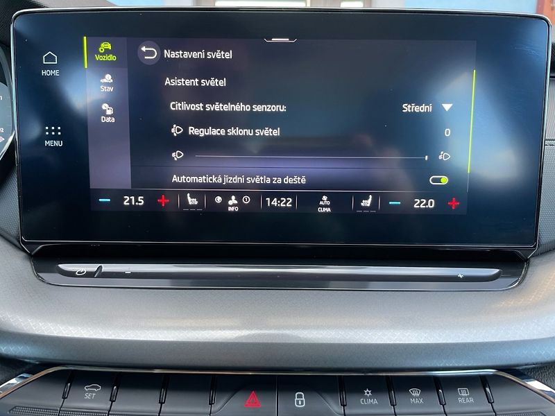 Škoda Octavia (2022) Com.2.0TDi Navigace! ČR+1.maj. - fotka 29 z 35
