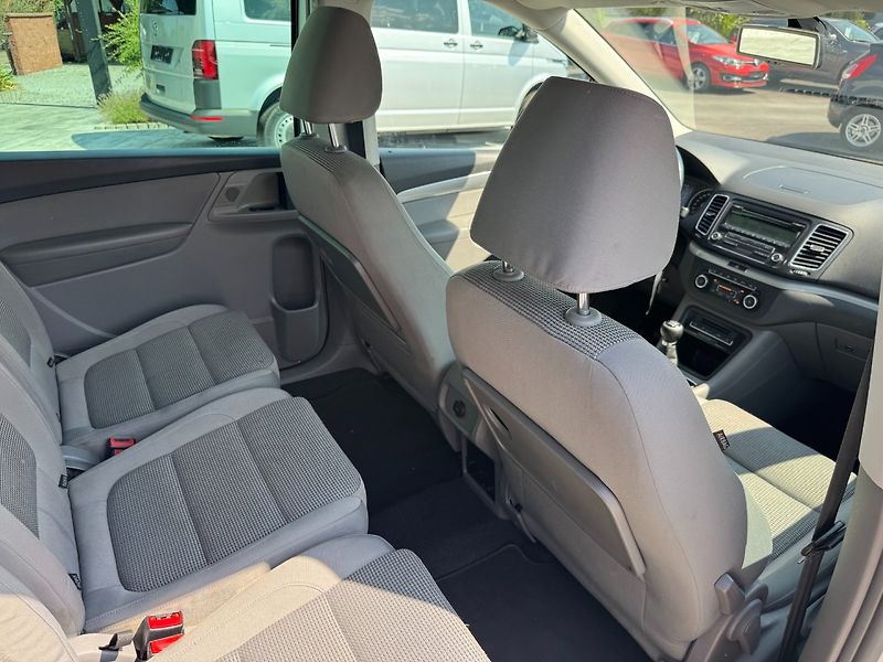 Volkswagen Sharan (2010) Comfortline 2.0 TDI 103kW - fotka 20 z 32