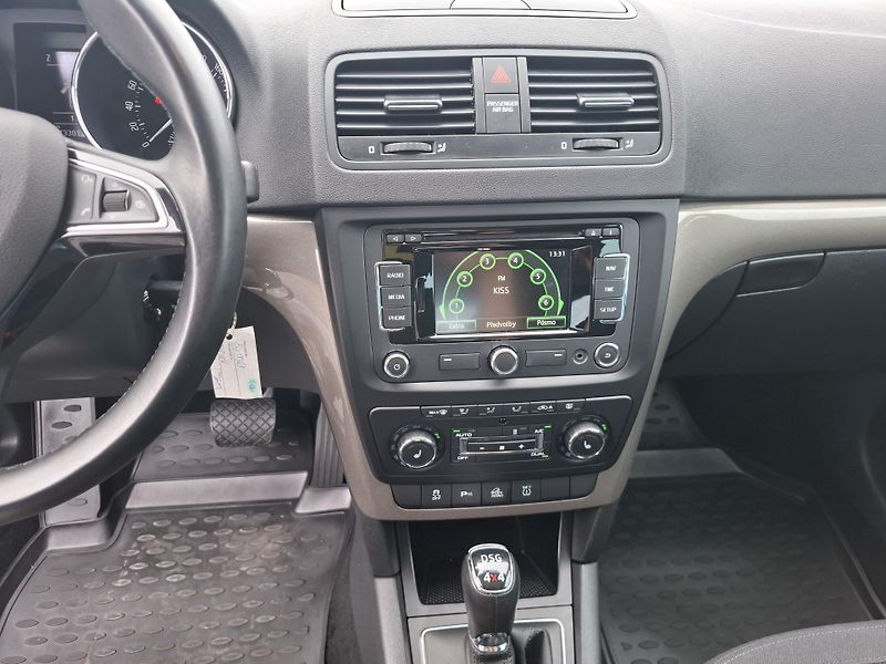 Škoda Yeti (2014) 2.0TDi 103kW,DSG,4x4,tažné - fotka 12 z 18