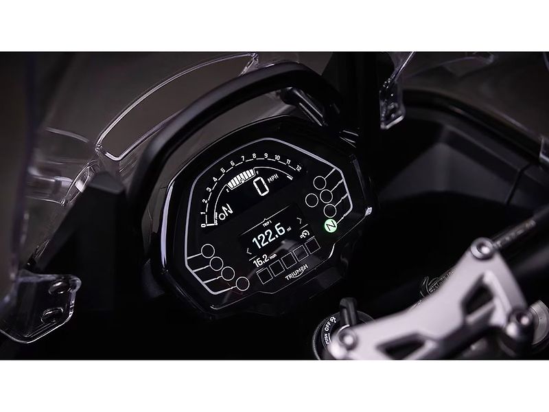 Triumph (2026) Tiger Sport 800 - fotka 3 z 6