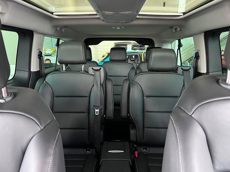 Opel Zafira (2026) L2 Eleg. 2.2 CDTi 180k AT-7sed - fotka 20 z 31