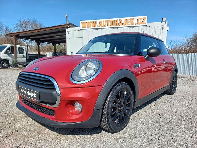 Mini One (2015) 1.2i 55kW  - fotka 4 z 18