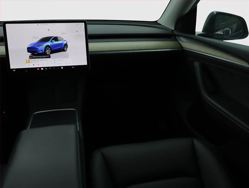 Tesla Model Y (2023) RWD LFP 60kWh, SoH 95% - fotka 8 z 21