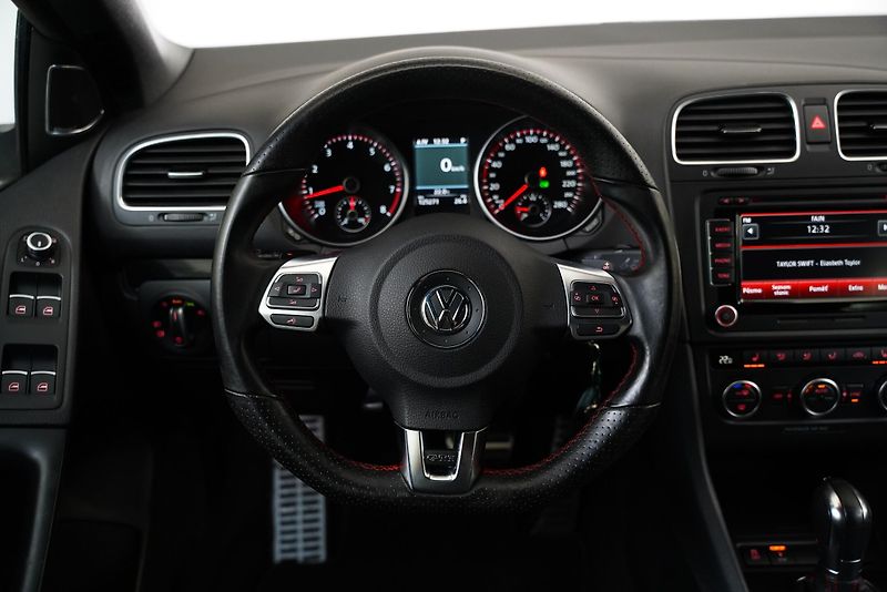 Volkswagen Golf - fotka 18 z 23