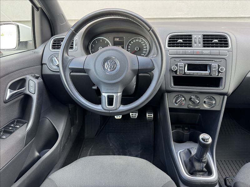 Volkswagen Polo 1,2 i 51kW Comfortline původČR - fotka 30 z 50