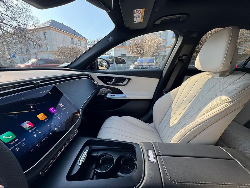 Mercedes-Benz Třídy E (2026) E 220 d 4MATIC - fotka 15 z 27