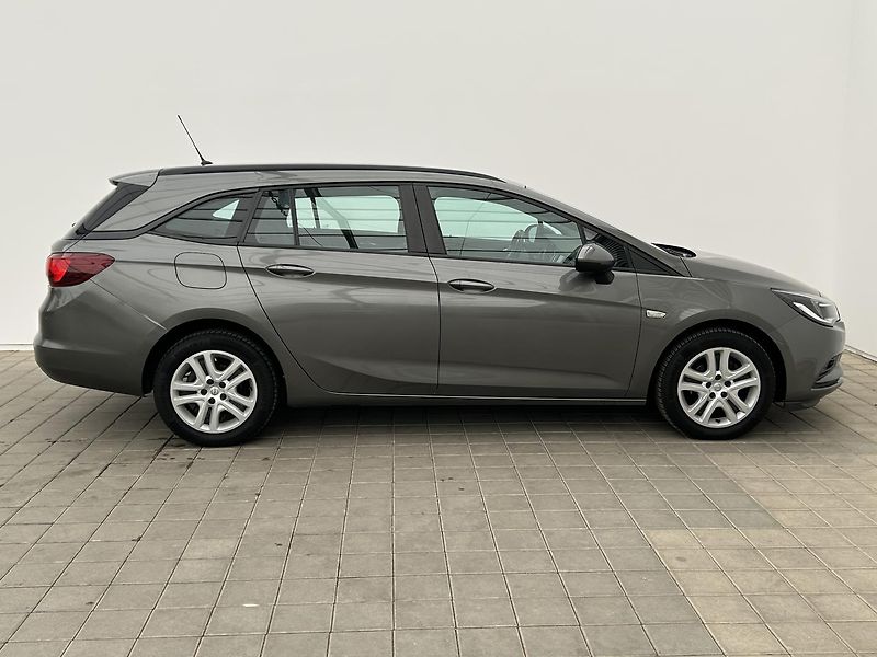 Opel Astra 1.6 CDTi Enjoy - fotka 6 z 24