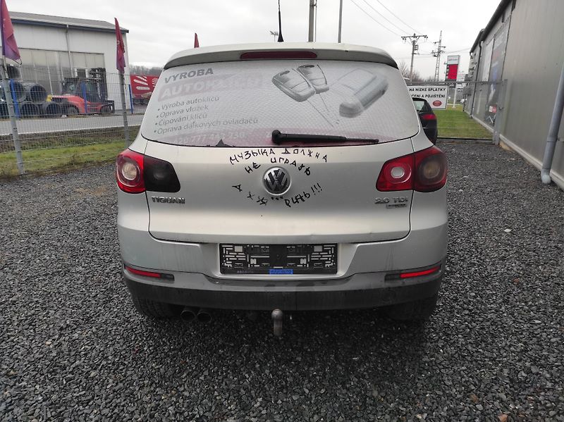 Volkswagen Tiguan  2.0TDI - fotka 5 z 12