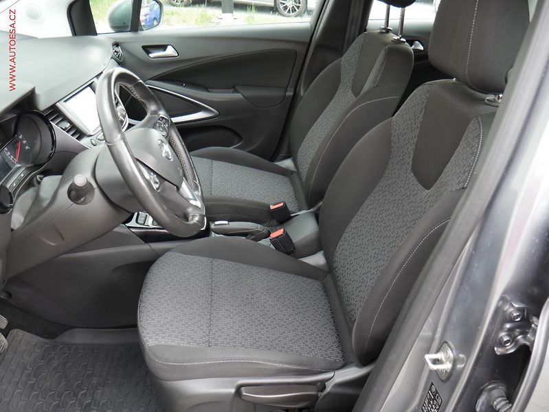 Opel Crossland X (2018) 1.2 i, ČR, AC, tempo, výhřev - fotka 9 z 14