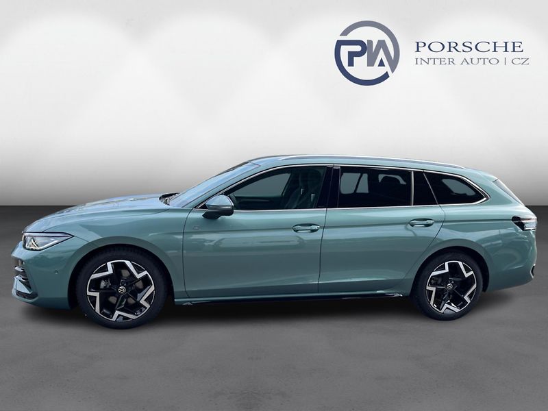 Volkswagen Passat R-Line 2,0 TDI 110 kW  DSG - fotka 4 z 27