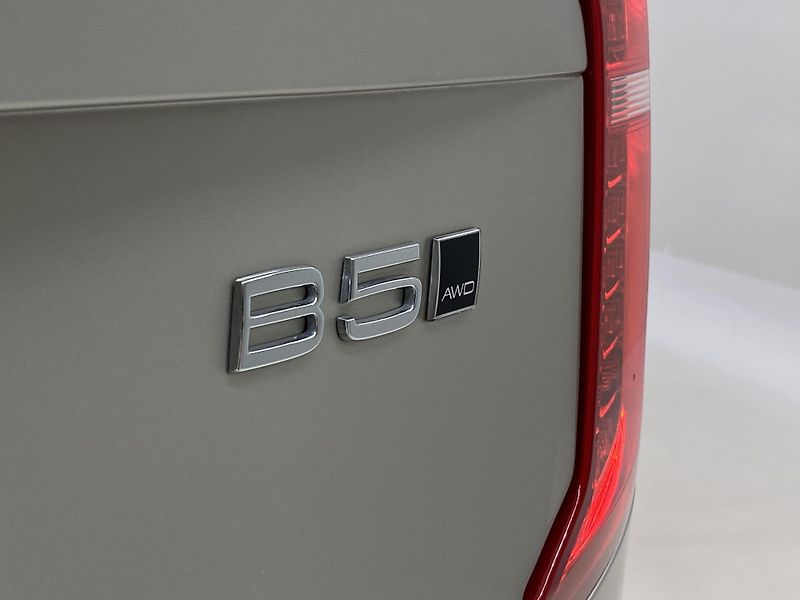 Volvo XC90 B5 AWD BRIGHT PLUS AUT CZ - fotka 37 z 63