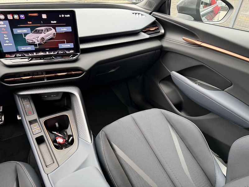 Cupra Terramar (2026) 2.0TSI 150kW 4WD R20 ZÁRUKA 5! - fotka 26 z 44