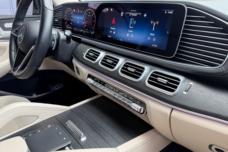 Mercedes-Benz GLE (2025) GLE 450d Coupe 4Matic AMG Line - fotka 55 z 60