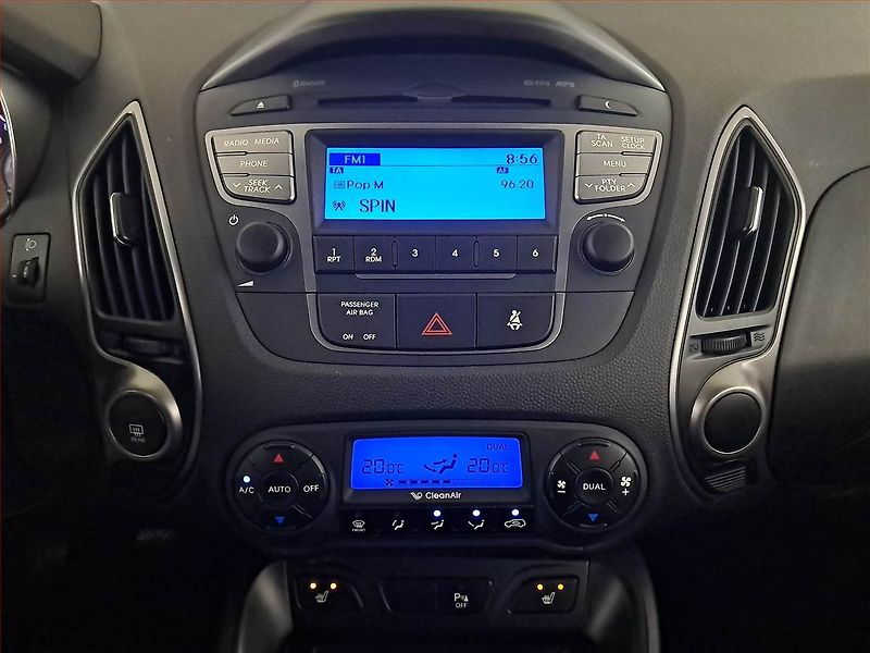 Hyundai ix35 (2015) 1.7 CRDi, Kůže, Tempomat - fotka 12 z 17