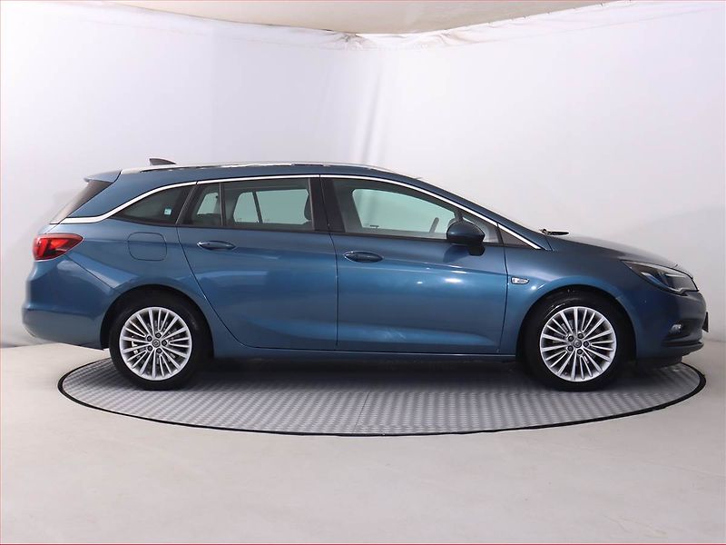 Opel Astra (2016) 1.6 CDTI, Serv.kniha, Navi - fotka 6 z 20