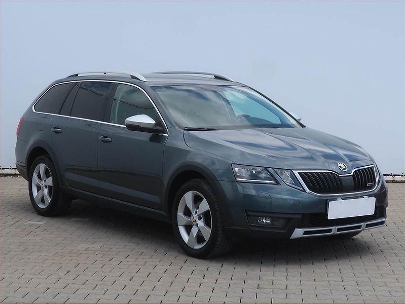Škoda Octavia (2017) Scout 2.0 TDI, 4X4, Automat - fotografie inzerátu