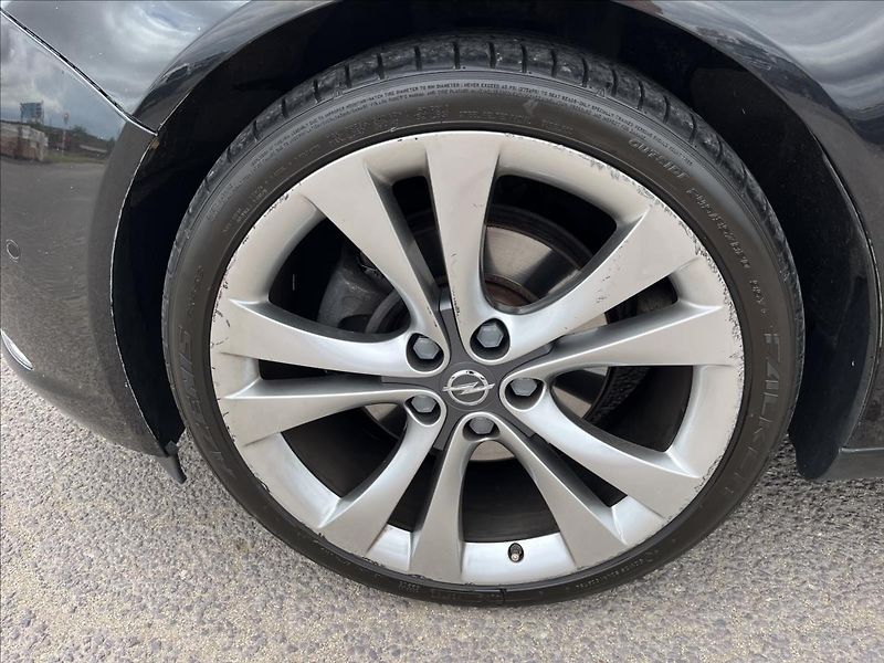 Opel Insignia 2,0 CDTi KLIMA SERVIS ROZVODY - fotka 40 z 44