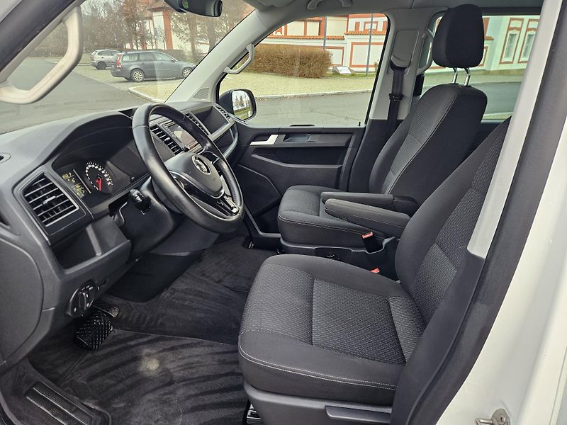 Volkswagen Multivan (2018) 2L 110KW, 4X4, DSG, DPH - fotka 11 z 23