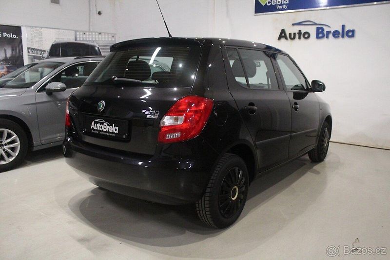 Škoda Fabia (2009) 1.2 HTP, 67 000km,servis Škoda - fotka 4 z 16