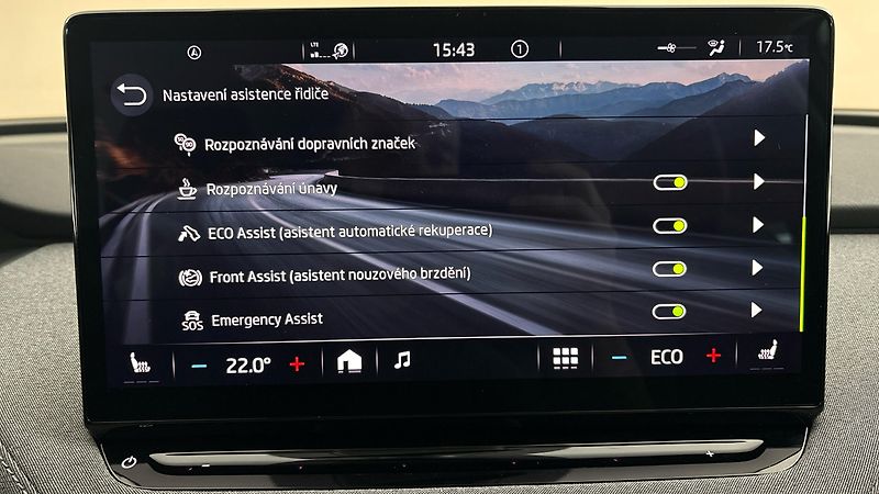 Škoda Enyaq 82 kWh AUT 80x Clever - fotka 27 z 32