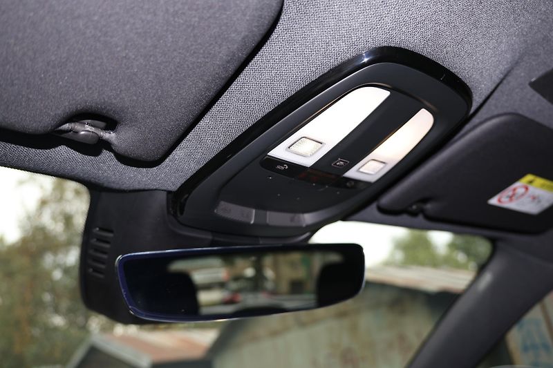 Volvo XC40 (2025) Plus, B3 Mild hybrid,rezervace - fotka 18 z 19