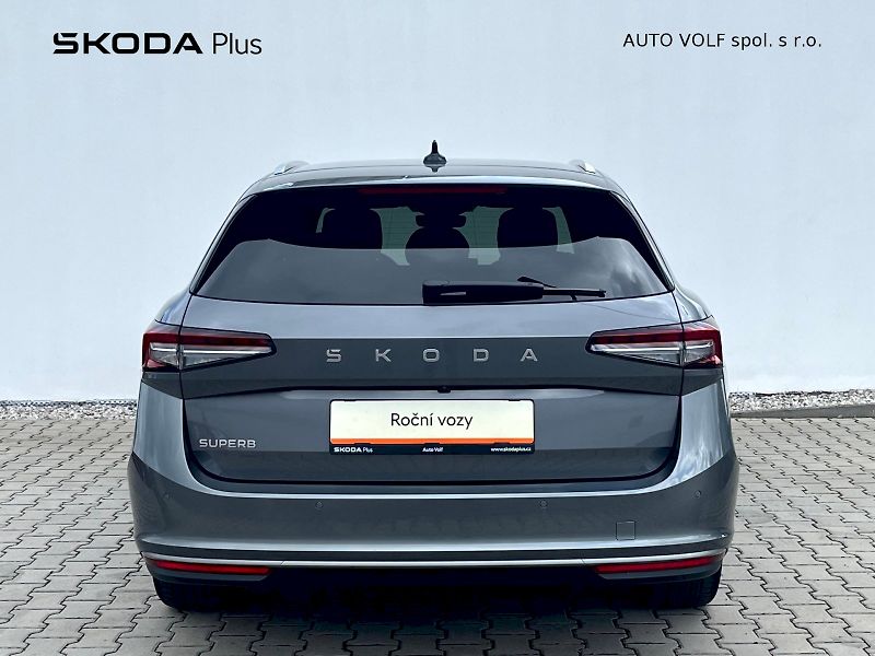 Škoda Superb (2024) kombi L & K 2.0 TDI 110 kW 7°D - fotka 10 z 35