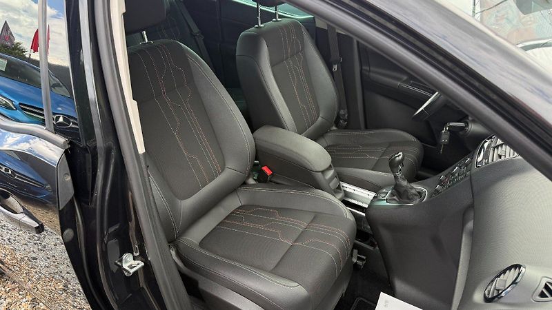 Opel Meriva (2012) 1.4i 88kW *EcoFlex**ALU*PDC* - fotka 15 z 22