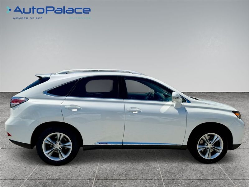 Lexus RX 3,5 450h serv. kniha 4x4 AT - fotka 7 z 22