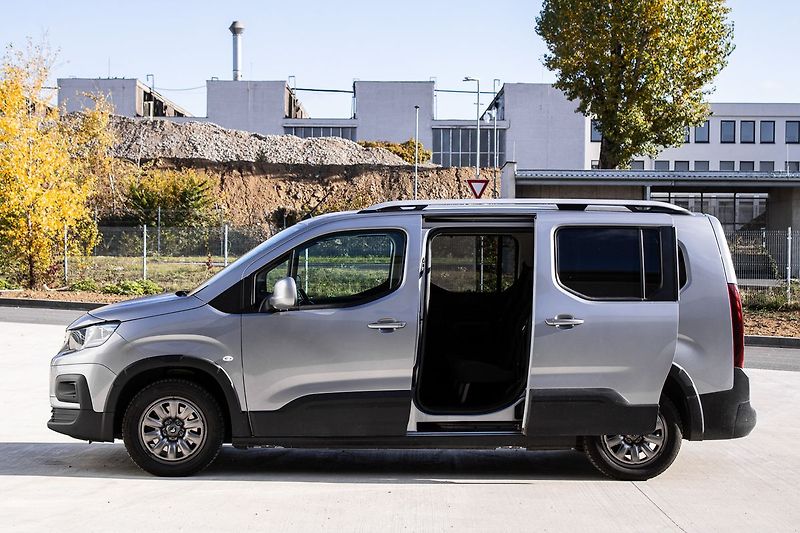 Peugeot Rifter - fotka 10 z 36