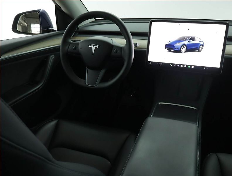 Tesla Model Y (2022) Long Range AWD 79kWh, SoH 91% - fotka 7 z 21