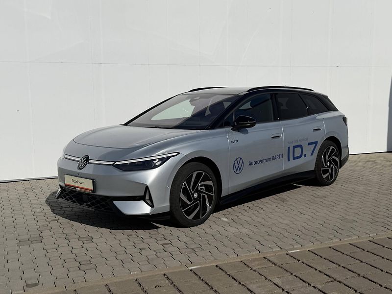Volkswagen ID.7 Tourer (2025) GTX People 86kWh 4Motion - fotka 1 z 25
