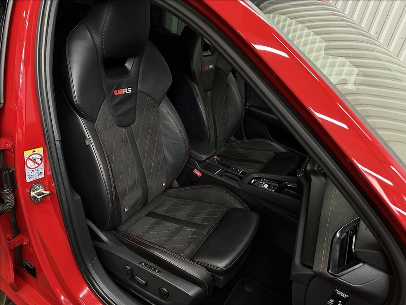 Škoda Octavia 2.0TDI 147kW DCC PANO RS PLUS - fotka 49 z 53